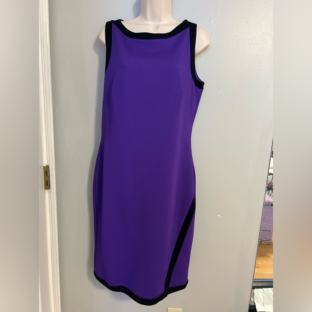 ALLISON DALEY Purple Sleeveless Dress with Black Contrast, excellent, size 8